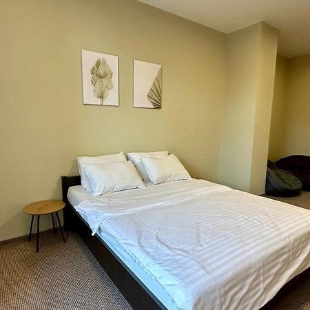 4Room Hostel キエフ エクステリア 写真