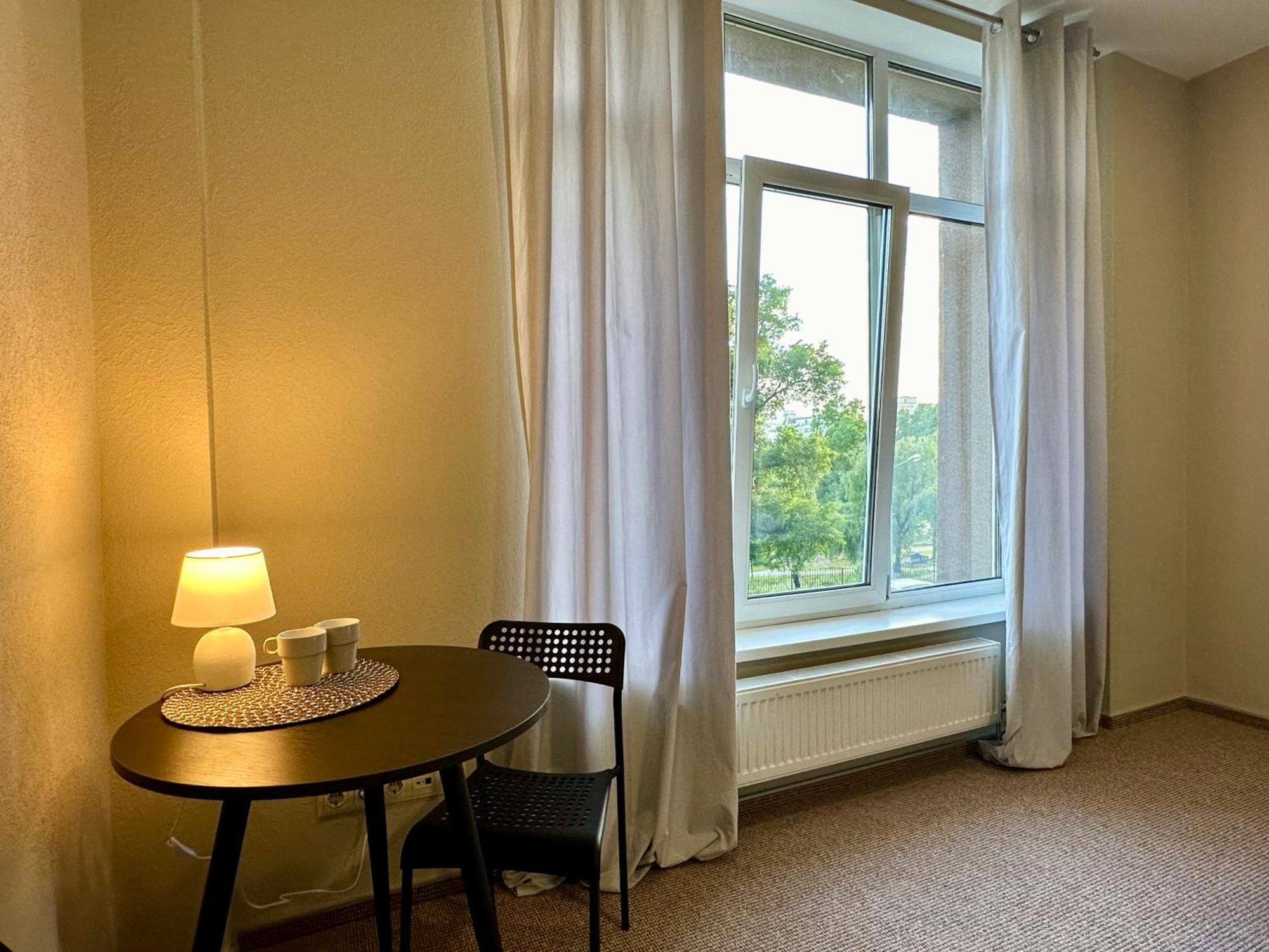 4Room Hostel キエフ エクステリア 写真