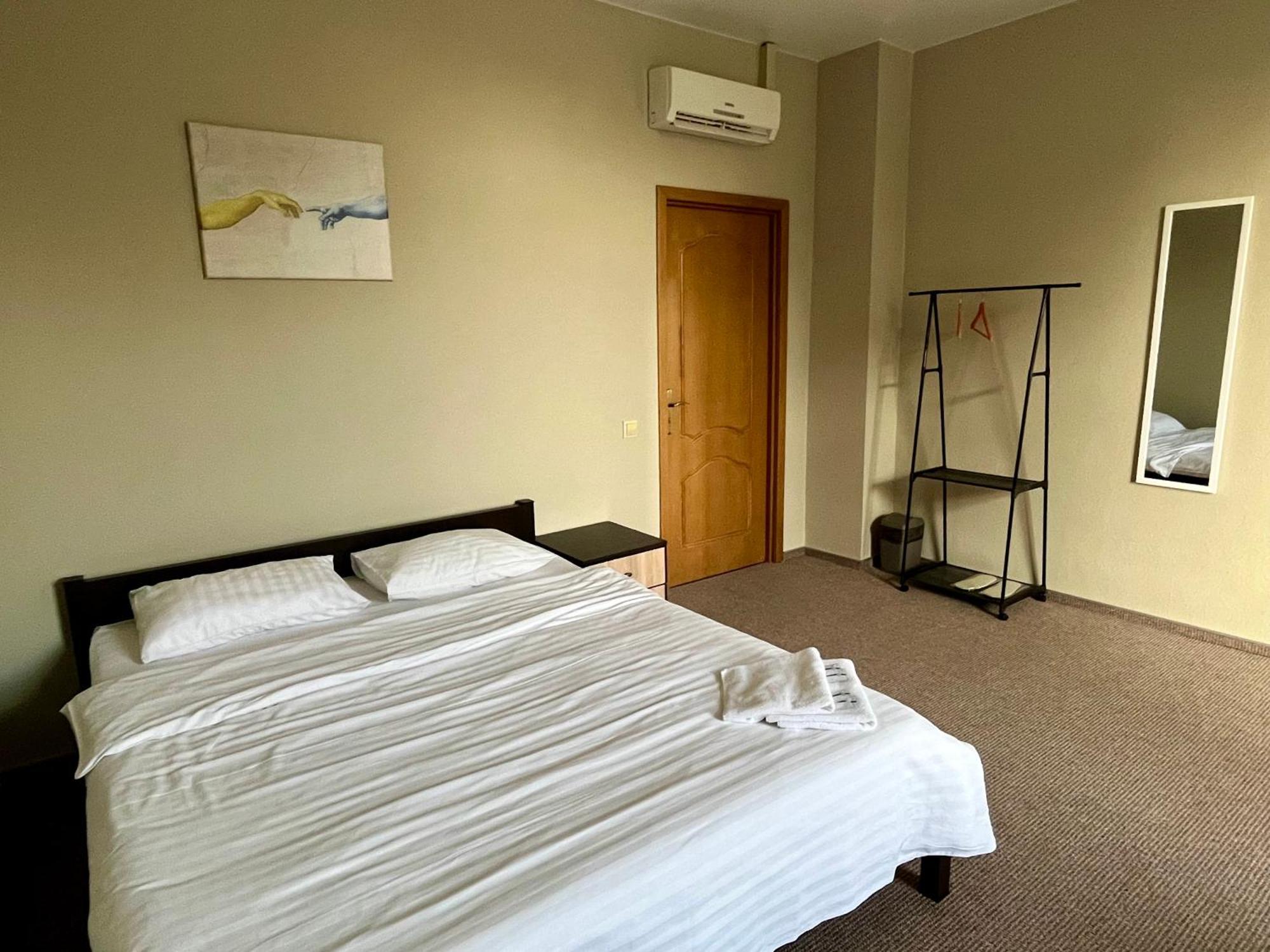 4Room Hostel キエフ 部屋 写真